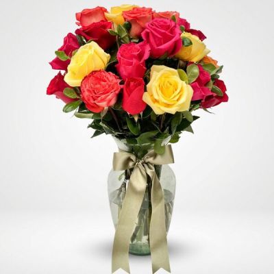FLORERO DE 24 ROSAS A DOMICILIO 
