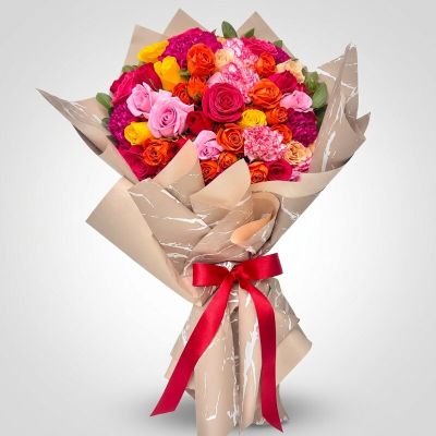 Ramo de Rosas y claveles | Flores a Domicilio en Latinoamérica