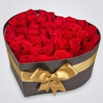 caja corazón 24 rosas 