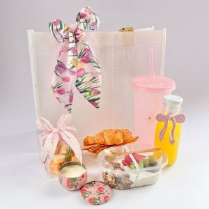Sorprende con un desayuno sorpresa inolvidable Tabla de quesos pequeña
